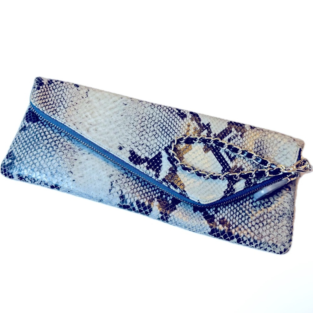 Henri Bendel Black and Gray Snakeskin Clutch w green inner lining 11” x 5” - Picture 5 of 14